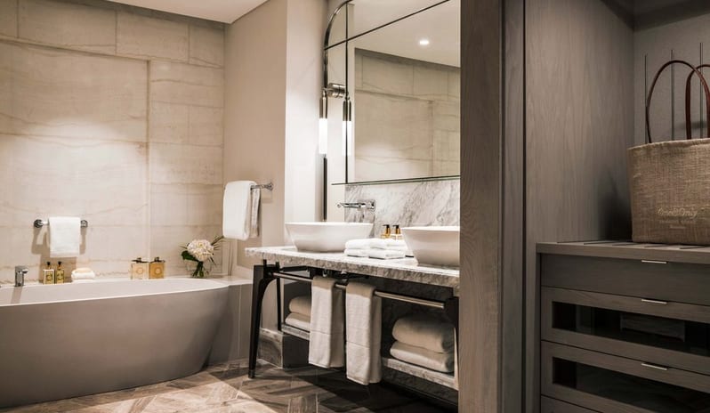 One and Only St. Geran - Beachfront Balcony Junior Suite Bedroom Washroom